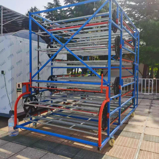 温室立体旋转种植架实拍，链式循环无土栽培系统，现代农业高效种植设备